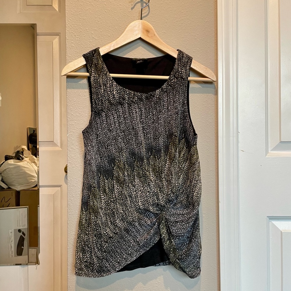 Deletta by Anthropologie feathery print tank top